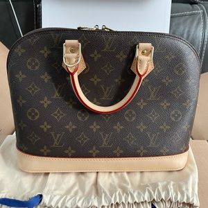 ‼️SOLD‼️✨Authentic Louis Vuitton Alma✨